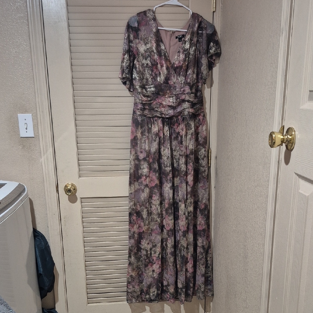 SLNY Multicolor Floral Wedding Dress